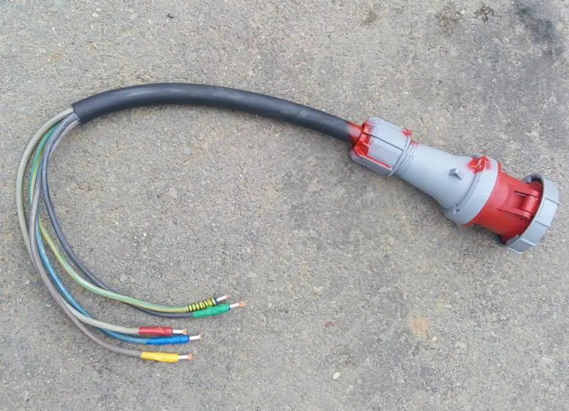 Kaabli üleminek; kaabli lõpp  - 63A socket (mamma)