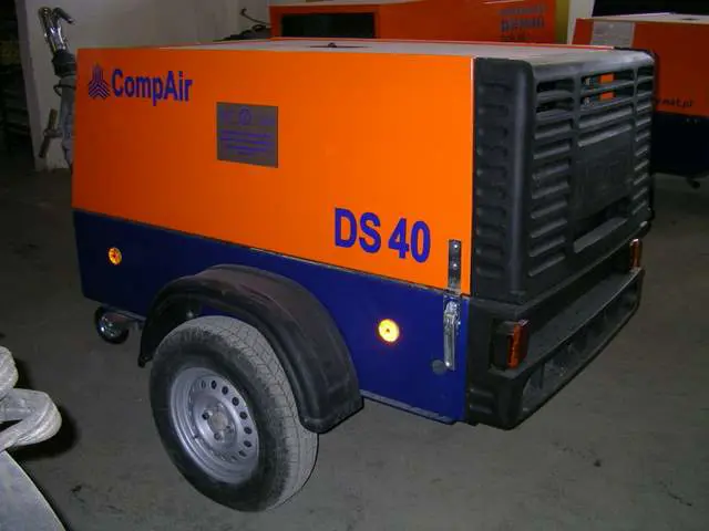 Diesel compressor 4m3/min, 7bar.