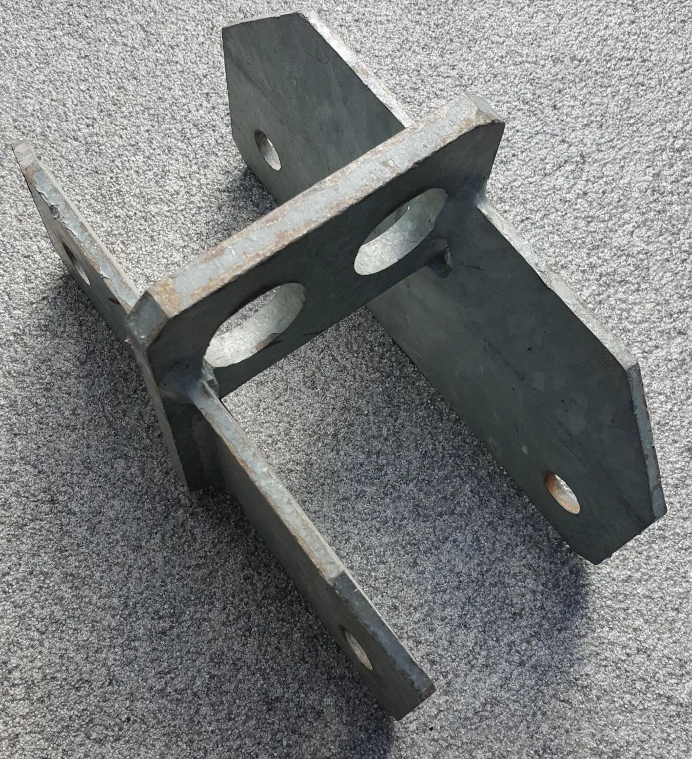 Geda attachment support, roof platform holder