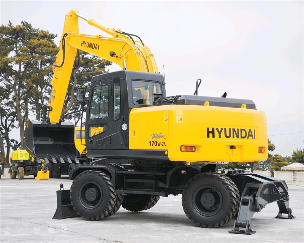 Wheeled excavators, <18t