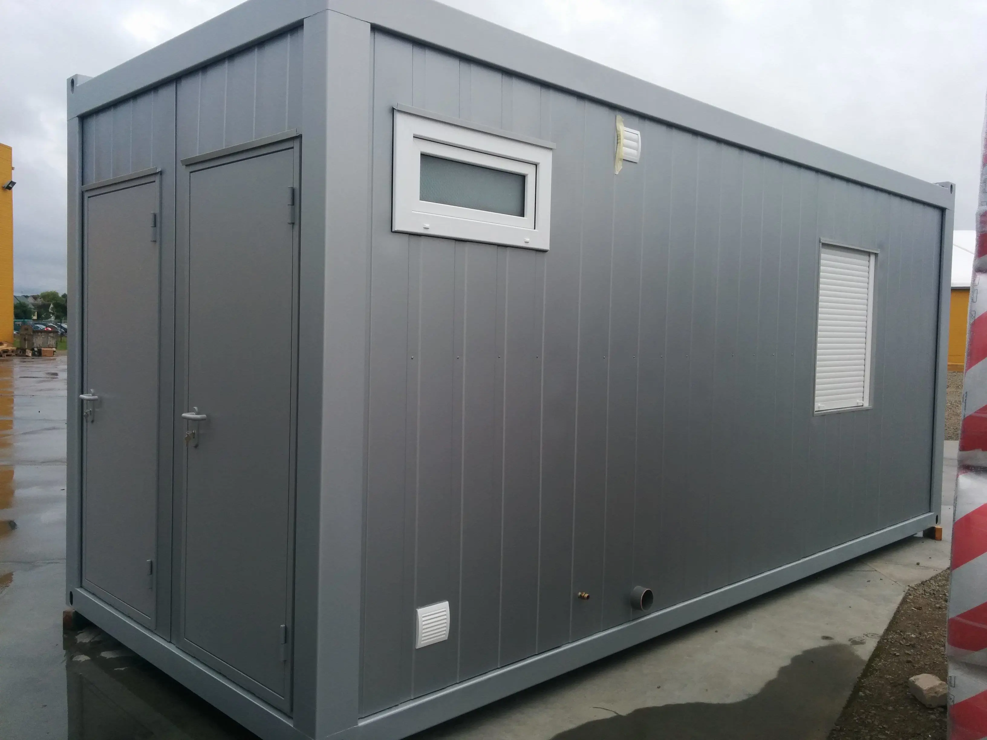 Sanitary container, 20` , H=2,8m (Polyurethane)