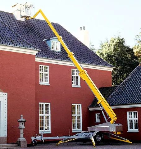 Korviga teleskooptõstuk, järelveetav (220V), 25m