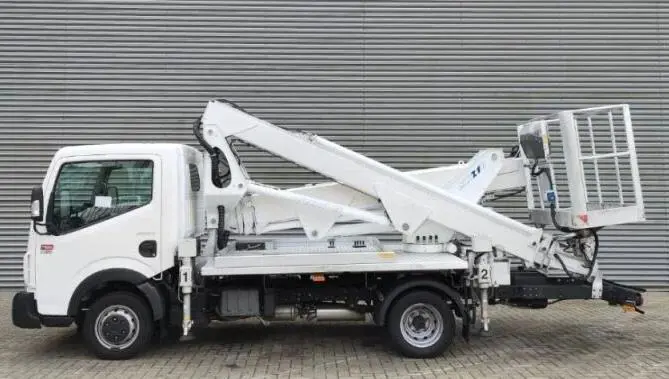 Truck mounted lifts