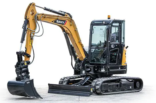 Miniekskavaator, 5300 kg Kallutatav kiirühendus S40