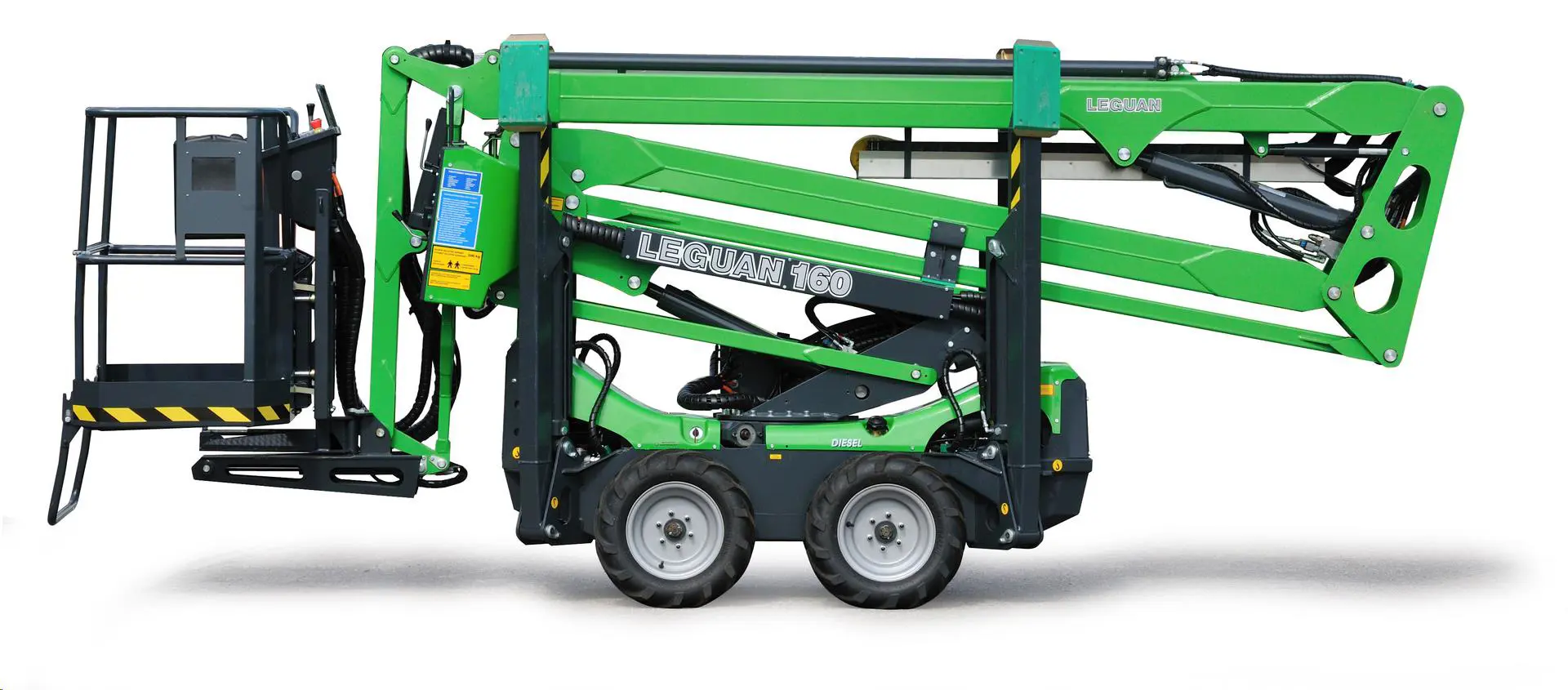 Tukijalallinen kuukulkija, pyöräalusta (diesel, 220v), 16 m