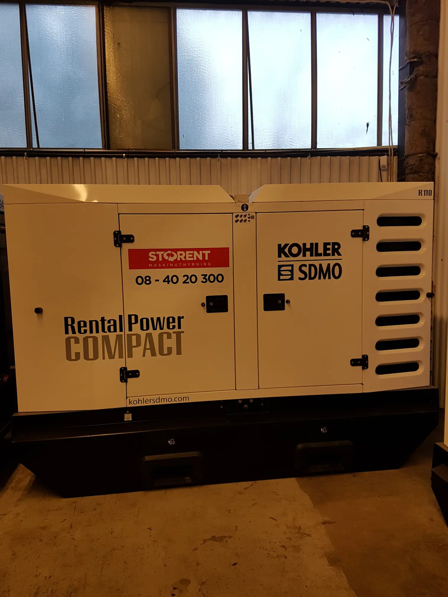 Generaattori, diesel - puoliperävaunu, 80 kW