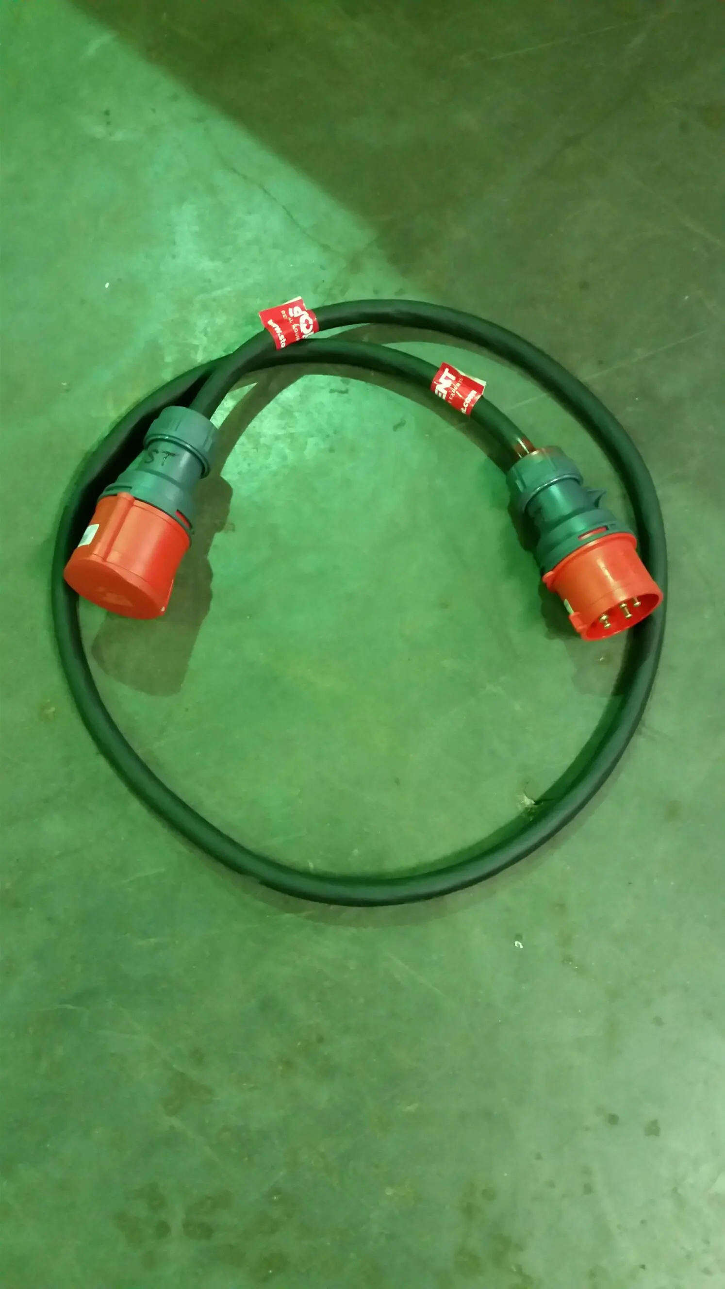Prailginimo kabelis 32A, 3F, 2m