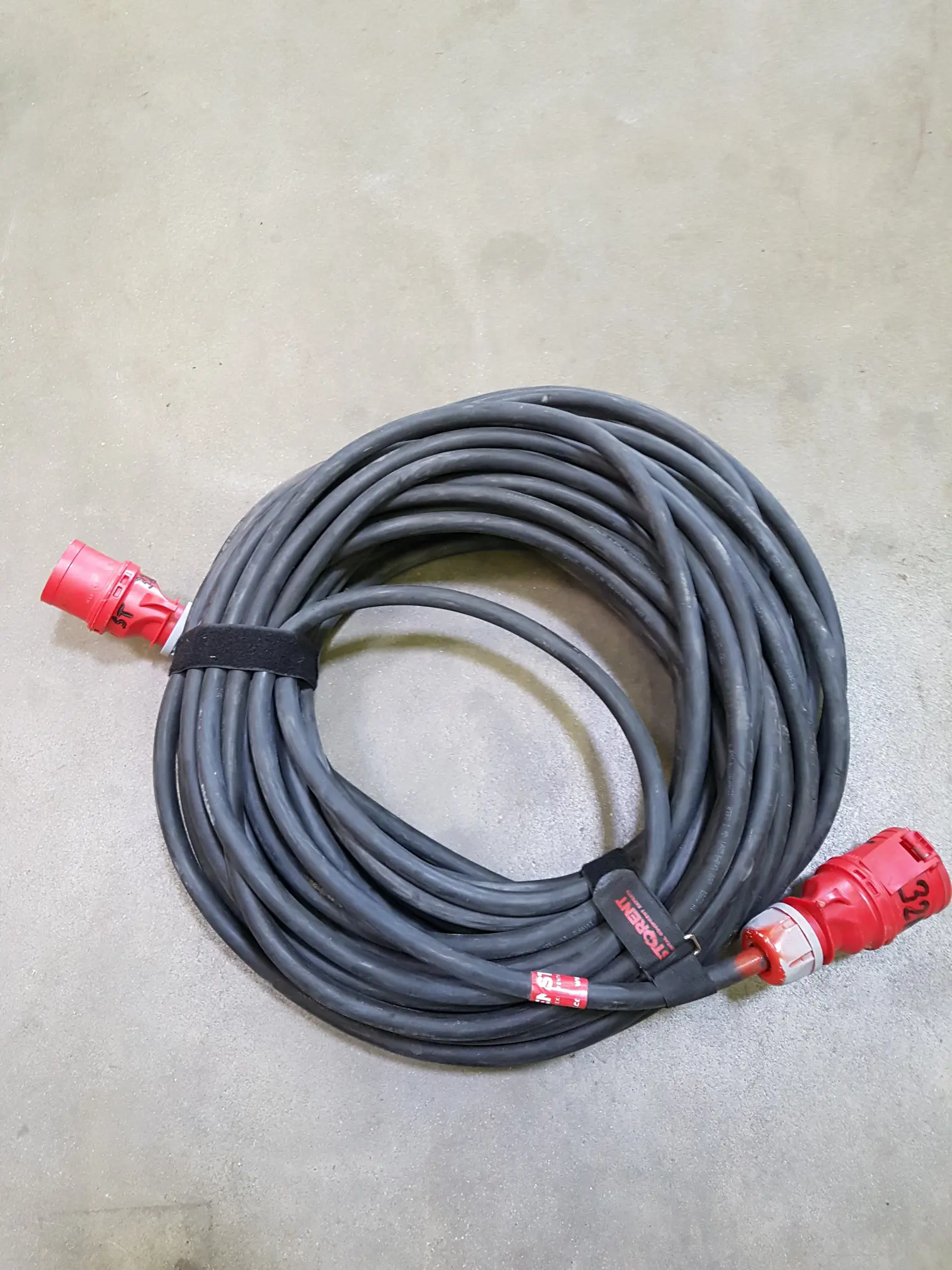 Prailginimo kabelis 32A, 3F, 40m