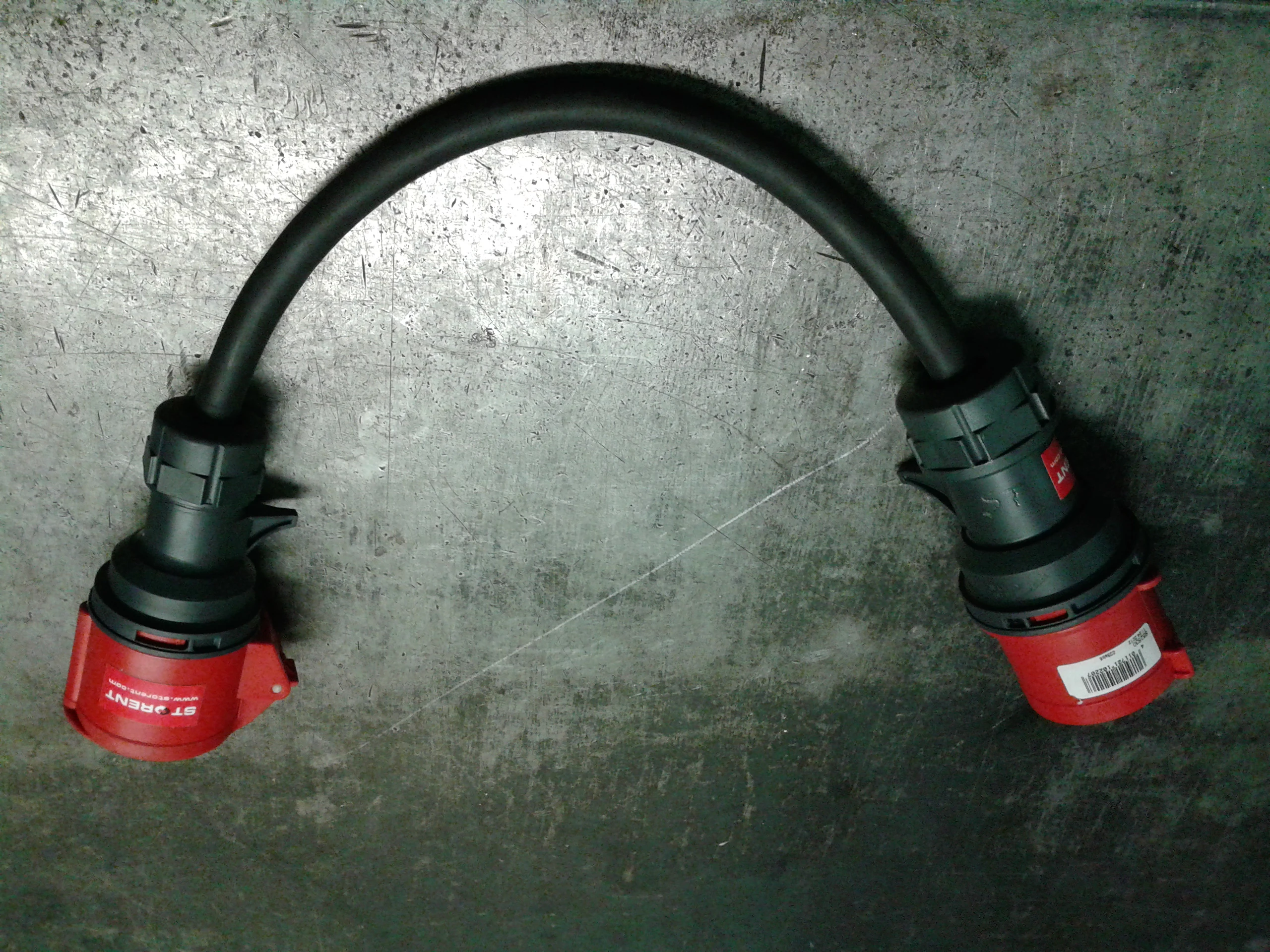 Kabelio perėjimas 3F 32A  - 3F 16A