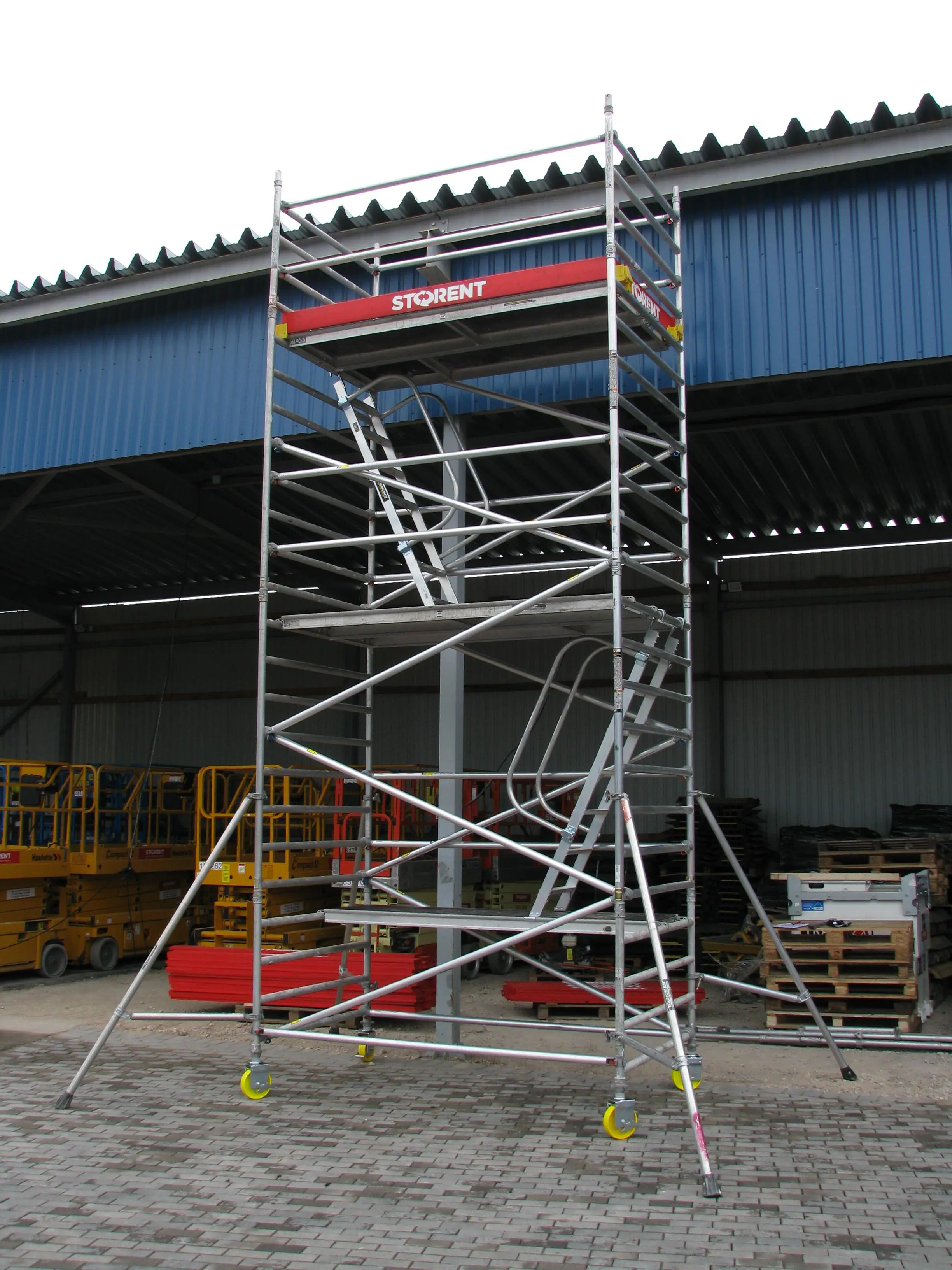 Aluminium access tower BoSS, narrow, 0.85m x 2.5m, H=3.2m(platform)