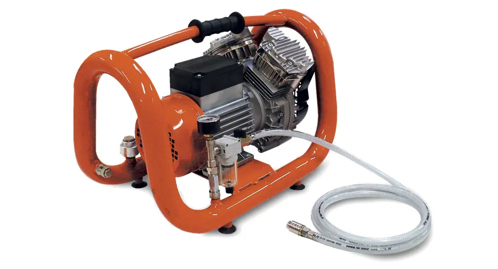 Vacuum pump for diamond drilling machine