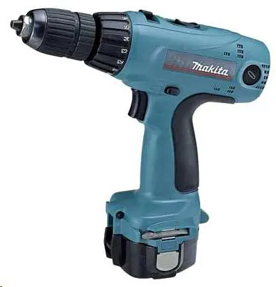 Drill with accumulator (Two batteries and charger), 12V