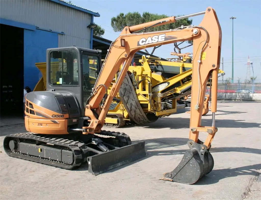 Mini-excavators, <5t