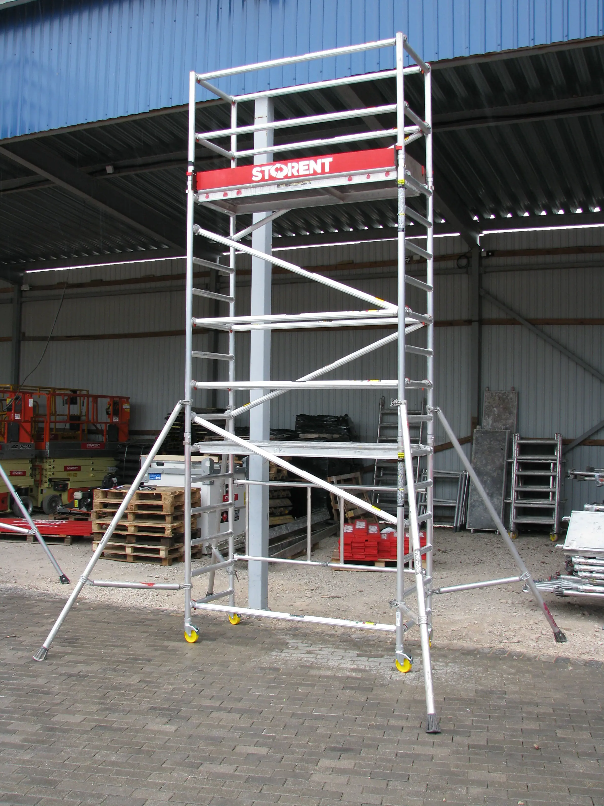 Alumīnija tornis Minimax, 0.75m x 1.82m x H=3.7m (platforma)