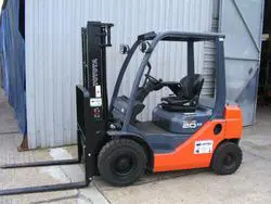 Warehouse loader, 2t