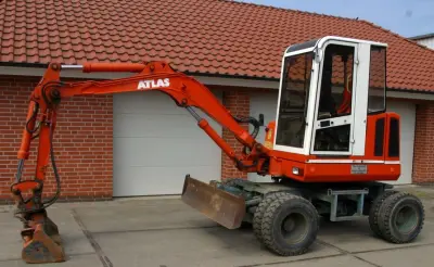 Wheel Excavator, <10t