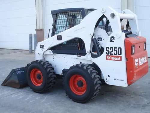 Skid steer, <4tt