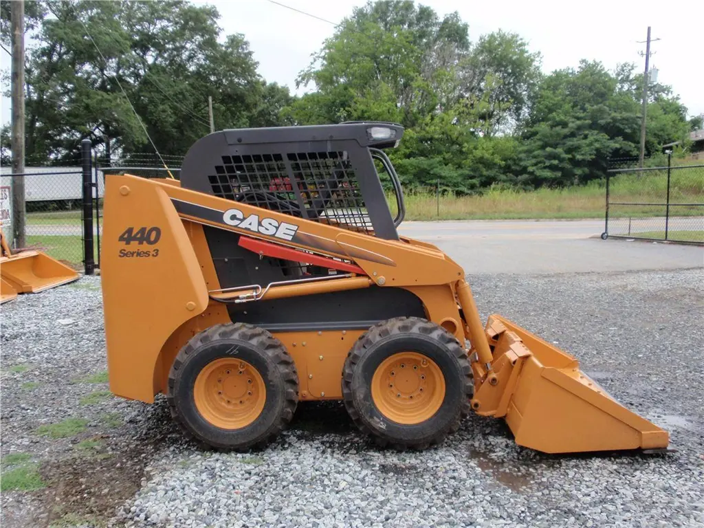 Skid steer, <4t