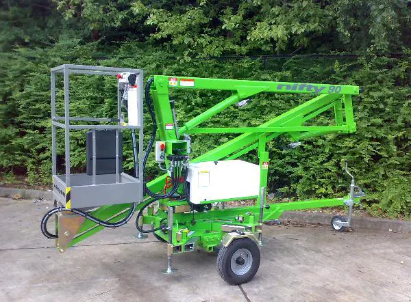 Trailer mounted boom lifts, 9m