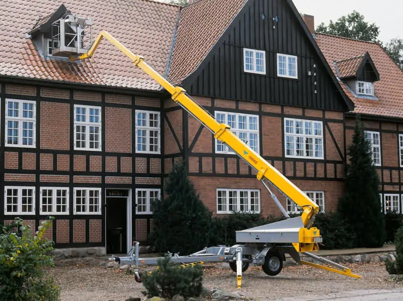 Trailer mounted lift (220V), 17m